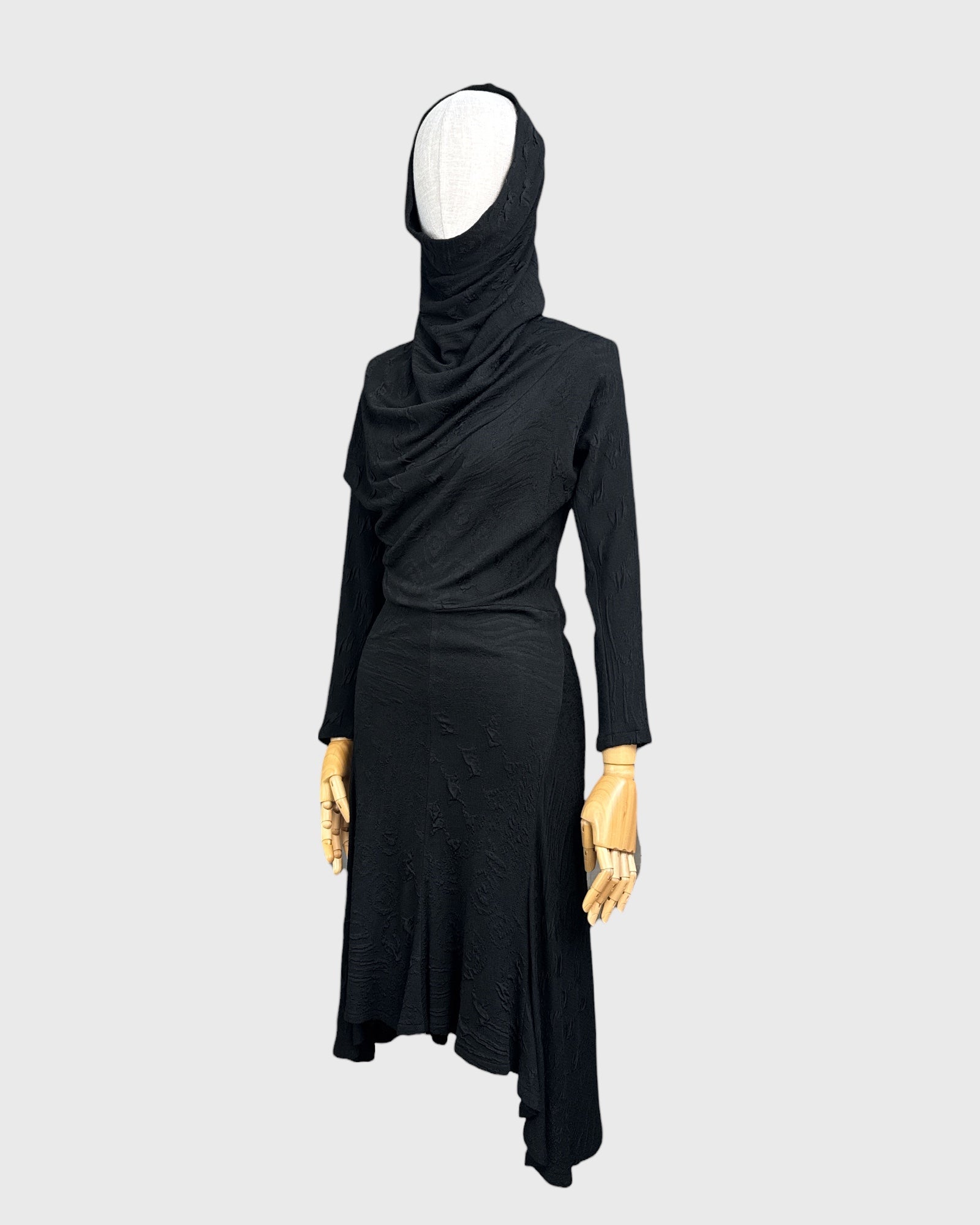 Robe longue noire Col drapé Georges Levesque, S