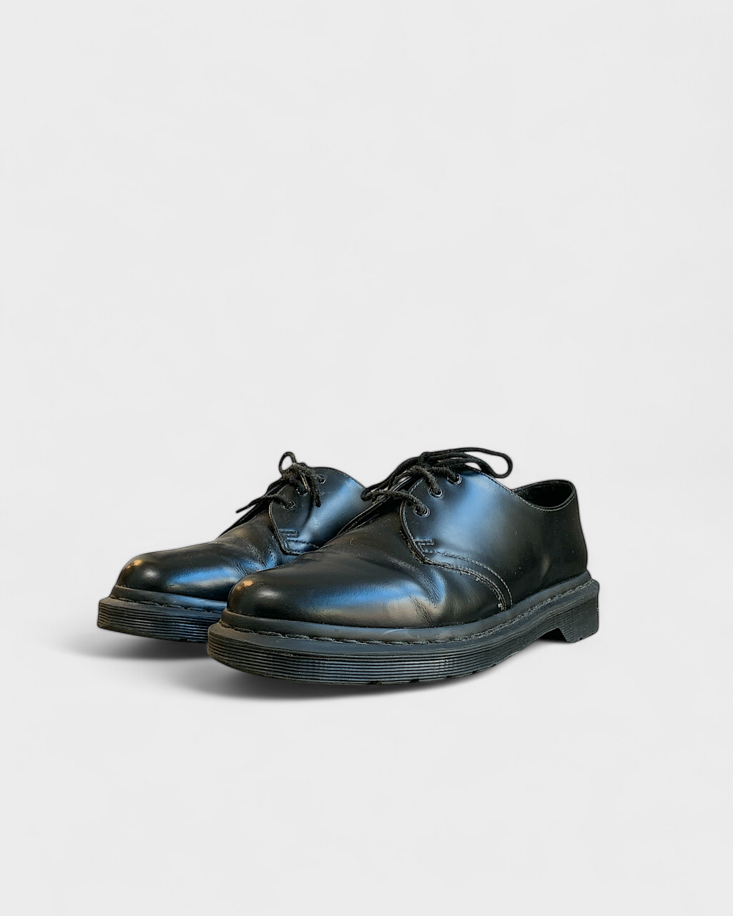 Dr Martens , 9